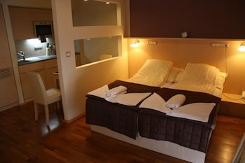 ROYAL MEDITERRAN ****